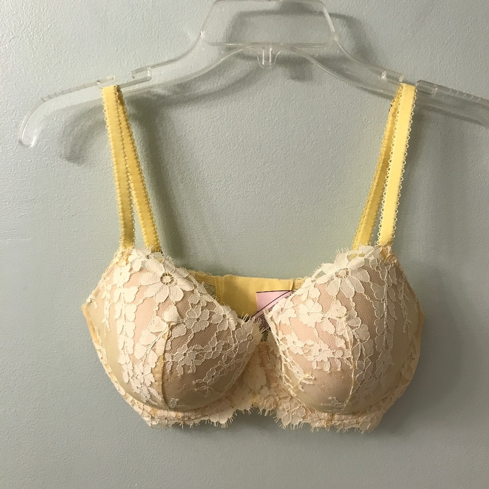 Victoria’s Secret Dream Angels bra